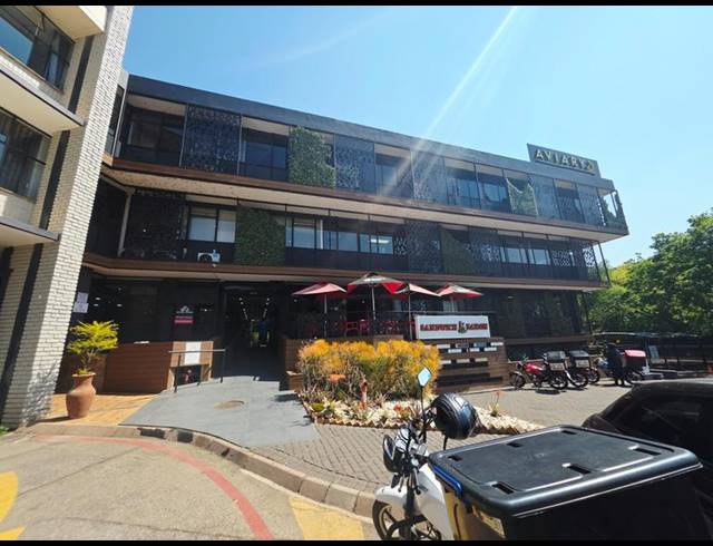 BUSINESS PROPERTY TO RENT IN LYNNWOOD GLEN